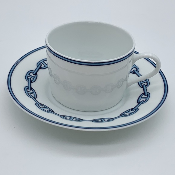 Hermes Chaine D'Ancre Blue and White Porcelain Cup and Saucer Set - Picture 2 of 13
